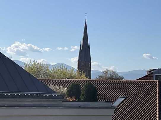 Sonnige 2-Zi-Wohnung im 4. OG mit großer Süd-Terrasse und Bergblick - provisionsfrei