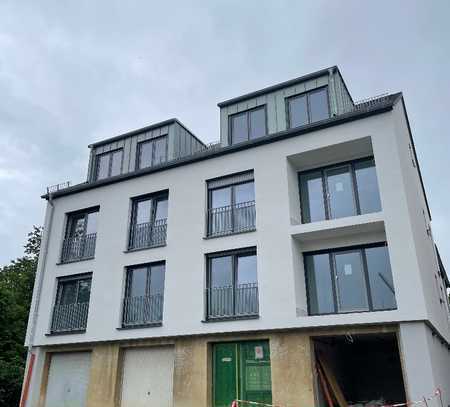 *Erstbezug nach Sanierung * geräumige 2-Zimmerwohnung mit Terrasse in Brühl-Kierberg