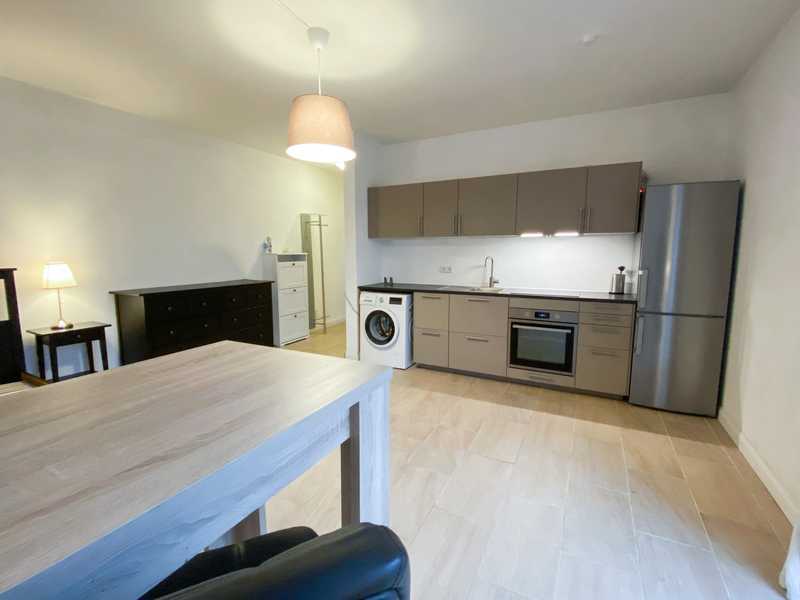 Moderne Einzimmerwohnung (BJ 1995) in idealer Lage nahe Dornbusch – vermietet mit EBK optional TG