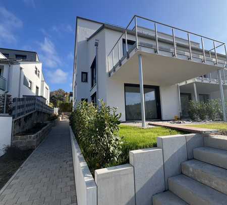 Schorndorf Neubau, Bezug kurzfristig, exklusives 8 Familienhaus, Aussichtlage, Aufzug