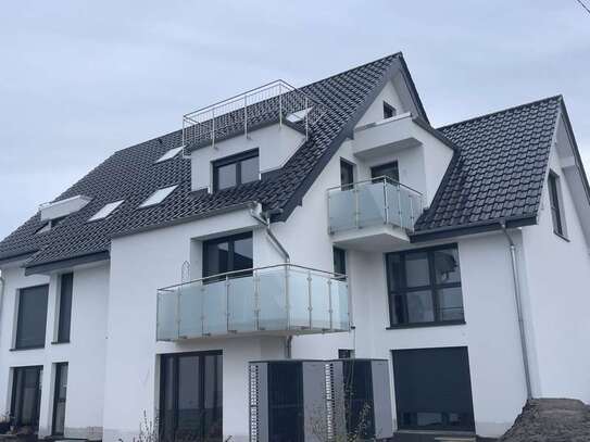 *Neue 4ZKBB Maisonette-Wohnung im Bielefelder Westen*