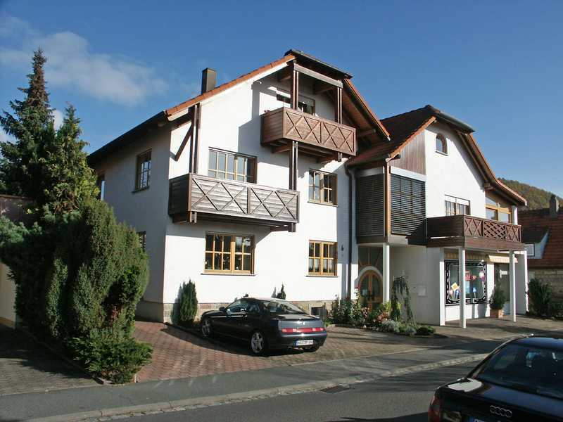                                                               Pfiffiges 1 Zimmer-Apartment in ruhiger, zentraler Lage, Wohnfl. ca. 42 m&sup2;                                                       in Eltmann (Haßberge)