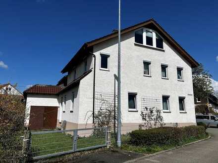 Unverbaubare Aussicht auf die Burg Teck!
2-3 Familienhaus in Dettingen