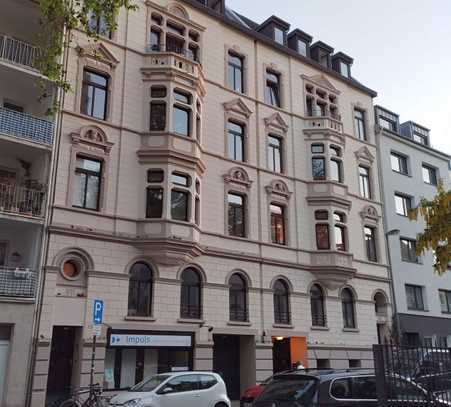 Provisionsfrei* Ihr Schnäppchen in Kölle - Maisonette-Wohnung im ruhigen Hof in der Kölner Südstadt