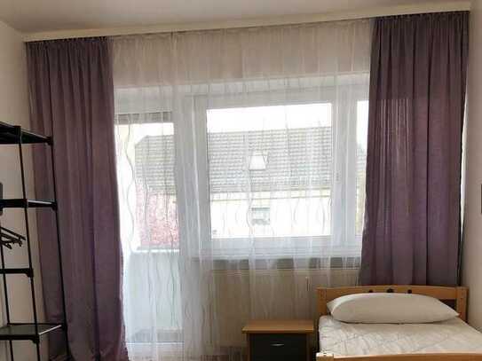 Exklusive 2- Zimmerwohnung mit Einbauküche und 2 Balkone in Rheinstetten