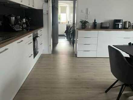 Exklusive, neuwertige 2-Zimmer-Wohnung mit gehobener Innenausstattung in Buttenwiesen