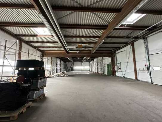 ca. 1.200 m² Lager-/Produktionsflächen in Kirchheim