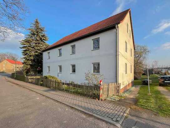 MFH mit 4 Einheiten inkl. Scheune und großem Gartengrundstück in Großröda