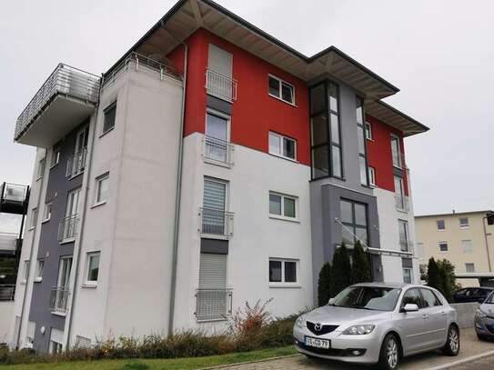 Ansprechende 3-Zimmer-Penthouse-Wohnung mit Balkon, Terasse und EBK in Hüfingen