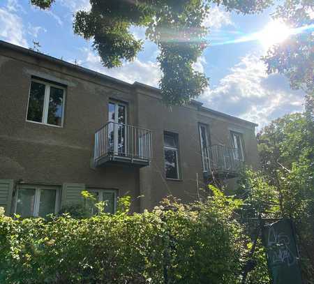 Schönes Ein-/Mehrfamilienhaus (tlw. vermietet) in Berlin Schöneberg