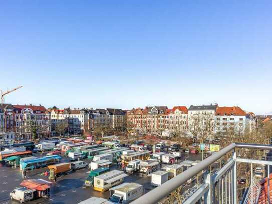 Stilvoll und exklusiv: Arbeiten über zwei Etagen mit Blick auf den Blücherplatz