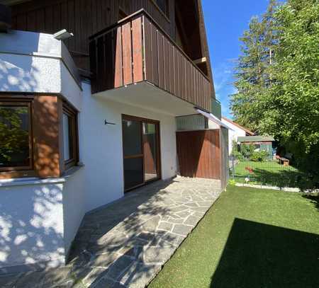 Bestlage Puchheim, sonnige, schöne Haushälfte mit großer Terrasse und eigenem Garten, Garage