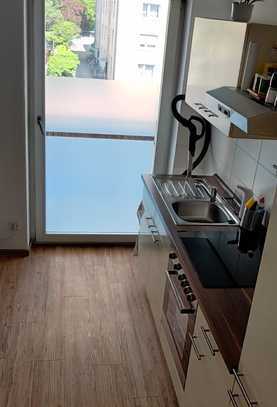 Darmstadt, zentrale Lage, neuwertige 1-ZKBB-Wohnung