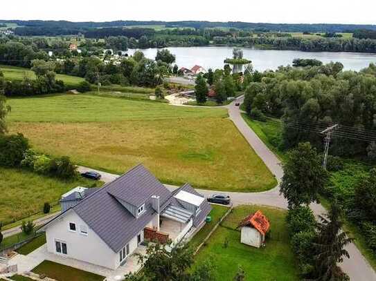 Vollmöblierte 3-Zi.-Ferienwohnung m. Terrasse u. Seeblick, max. 6 Mon.