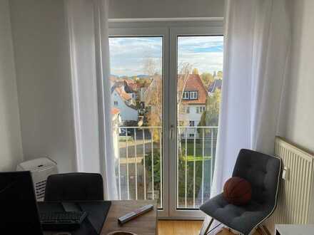 Geschmackvolle 2 Zimmer-Wohnung in Fellbach mit Sonnenbalkon und Einbauküche.
