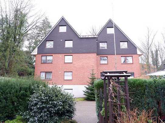 5-Zimmer-Stadtwohnung mit Loggia und Garten in kleiner Wohnanlage