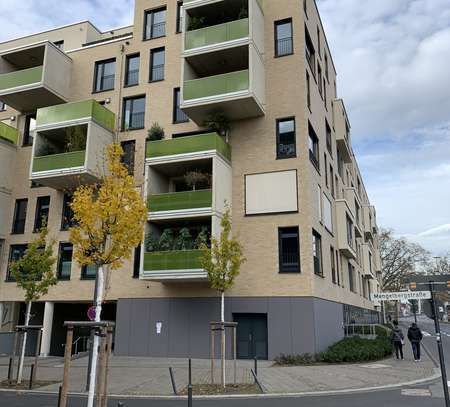 Stilvolle neuwertige 3-Zimmer-Wohnung mit Balkon und Einbauküche, provisonsfrei