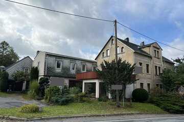 Wohnhaus mit Werkstatt (ehemalige Tischlerei) und Garage in Olbernhau - Blumenau zum Verkauf