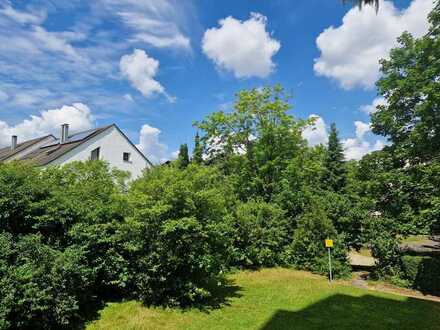 Wunderschöne renovierte zwei Zimmer Wohnung in Göggingen, Bitte kein Makleranfrag