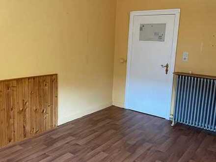 Ein Mitbewohner für ein Zimmer in Männer-WG in Darmstadt-Stadtmitte gesucht