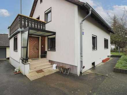 Vermietetes Einfamilienhaus mit großem Garten in Affecking