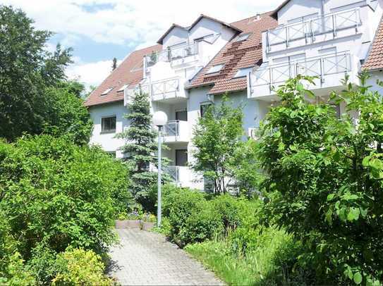 Schöne gepflegte 2-Zi-Whg. in bester Lage von Böblingen
