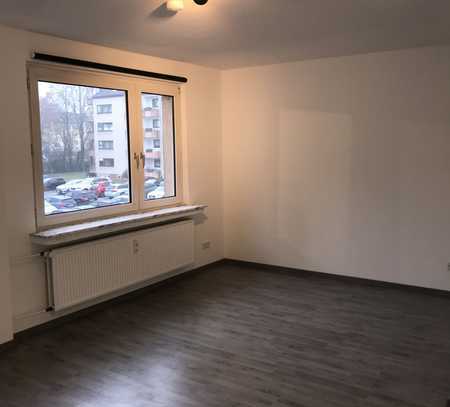 STUDENTENWOHNUNG IN BO - EHRENFELD / INNENSTADTNAH / UNINAH