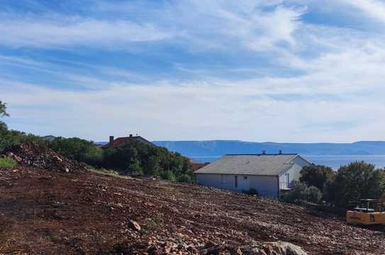 Kroatien: Grundstück mit Meerblick und Baugenehmigung