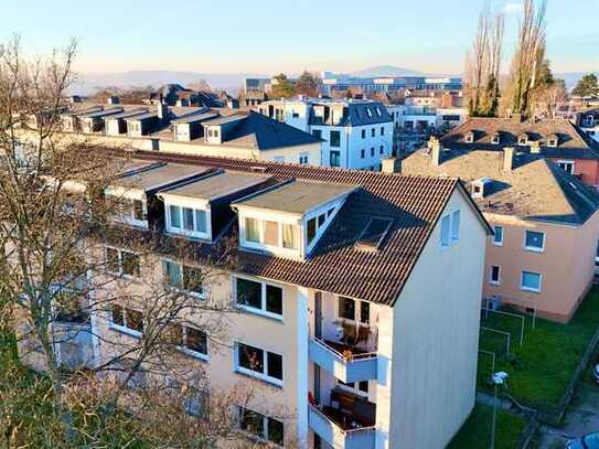 🔥🏡 Perspektivisches Eigenheim, direkt an der Uni / Top-Lage / Stellplatz / Balkon