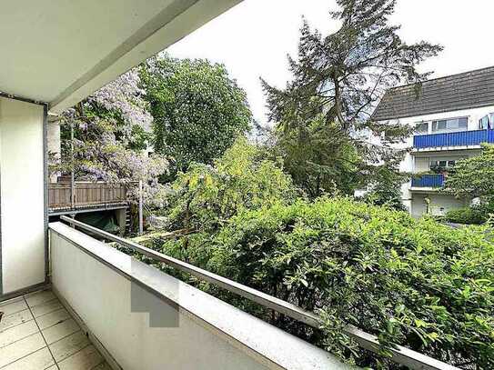 Charmante, ruhige, noch vermietete 4-Zimmer-Wohnung im Westend-Nord mit Blick ins Grüne vom Balkon