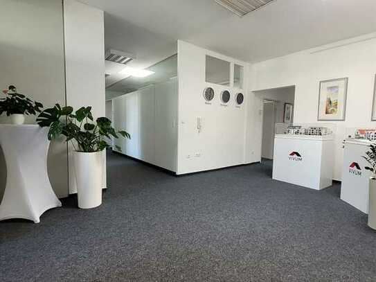 Büroeinheit 264 m² in Stgt. Degerloch **Top ausgestattet** mit Einbauschränken, Klimaanlagen usw.