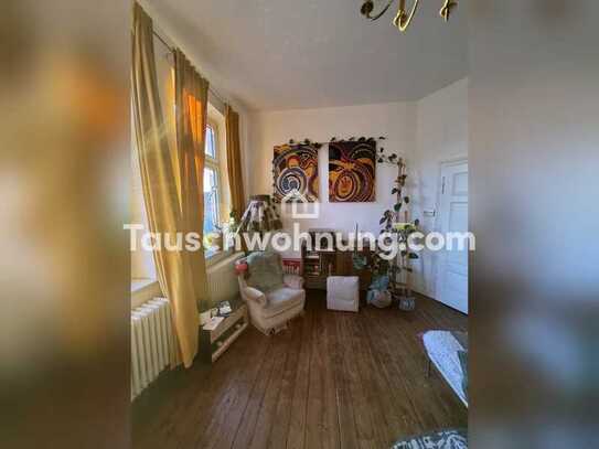 Tauschwohnung: Biete zentrale Altbauwohung mit 4 Zimmern und hohen Decken