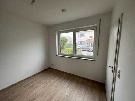 Attraktive kleine 2-Zi.-Wohnung inkl. EBK & Carport