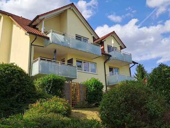 Attraktive 3-Zimmer-Wohnung mit Süd-Balkon und hochwertiger EBK in Rödental, OT