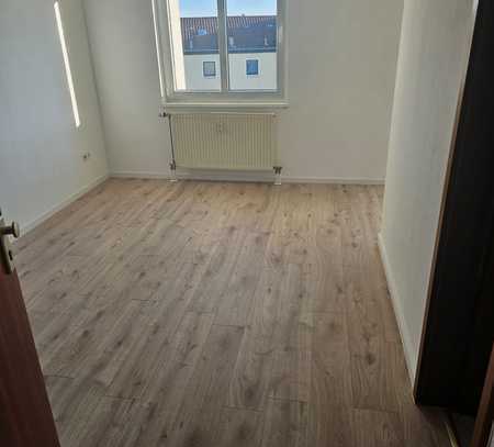 Helle 1-Zimmer-Wohnung in Eppelheim