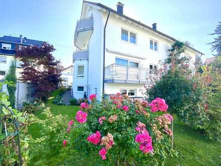 Stilvolles Haus (DHH) mit Nutzungsmöglichkeit als Mehrgenerationenhaus / Einliegerwohnung