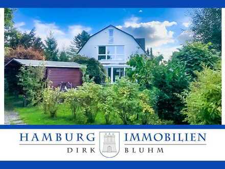 Rahlstedts Juwel: Maisonette Wohnung mit eigenem Garten, Sauna, kernsaniert und energieeffizient