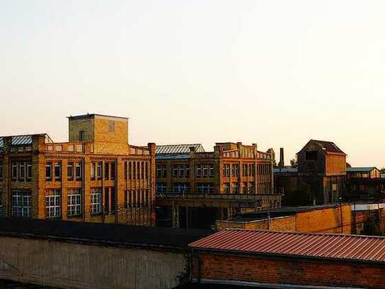 Büro Studios mit industriellem Charme in kreativem Umfeld