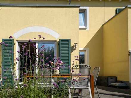 ***Ein ruhiger Rückzugsort*** exklusives Haus im mediterranen Stil mit zwei Stockwerken