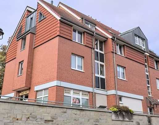 Vollständig renovierte 3-Zimmer-Wohnung mit Balkon, Einbauküche und TG-Stellplatz in Wunstorf