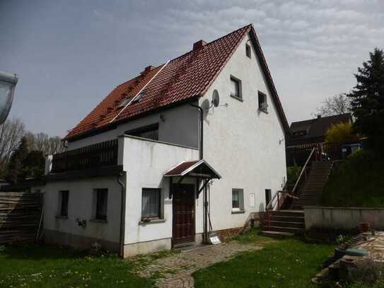 sanierungsbedürftiges EFH plus Holzbungalow in ruhiger Lage von Hohndorf