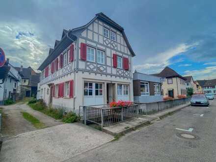 Gepflegtes Zweifamilienhaus in ruhiger Wohnlage!