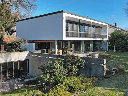 Stilvolle Bauhaus-Villa am Waldrand - Großzügiges Wohnen in idyllischer Lage und dennoch stadtnah!