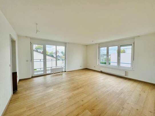 Helle 2-Zimmer-Wohnung mit Balkon