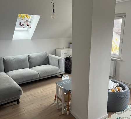 Teilweise neue helle 4 Zimmer- Wohnung in Misburg