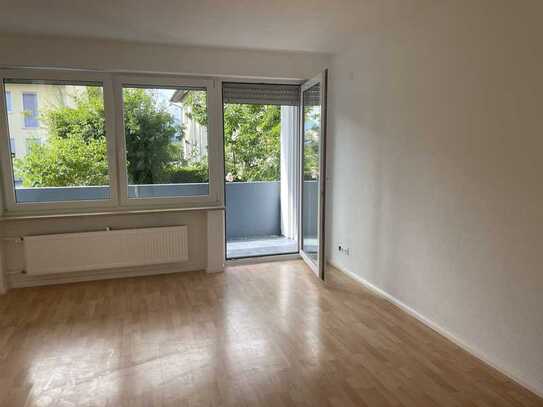 Rosenheim-Süd (Happing) 4- Zimmer Wohnung mit Südbalkon zu Vermieten