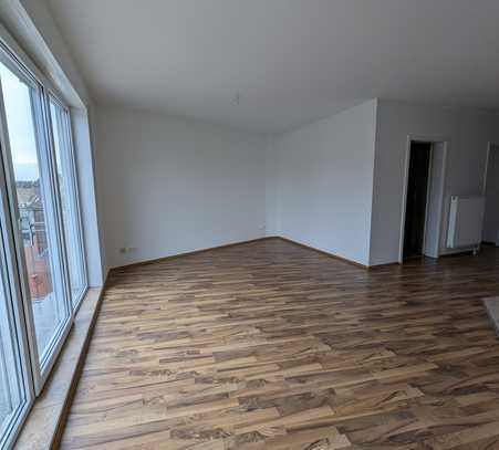 +++Moderne 3-Raum Wohnung m. offener Küche, großem Balkon, in idyllischer Altstadtlage!!!+++