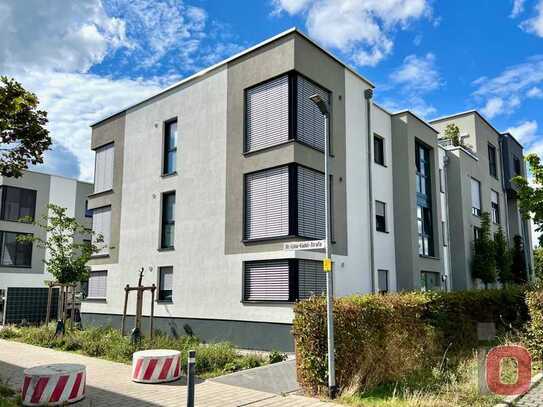 Ihr Wohlfühlzuhause - Neuwertige 3-ZKB-Wohnung mit Balkon und TG-Stellplatz