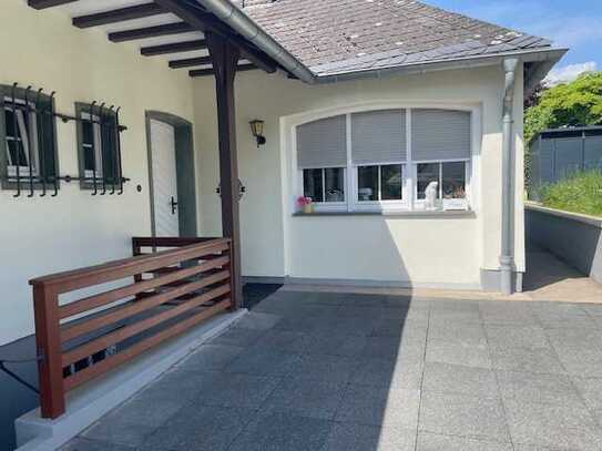2-Zi-Einliegerwohnung, ggf. teilmöbiliert, in Erpel – provisionsfrei