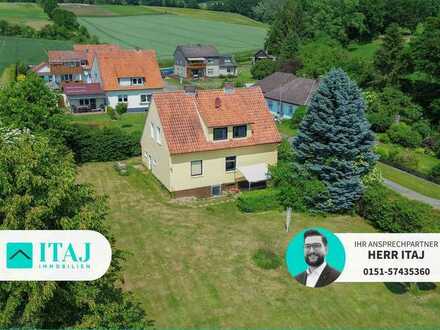 Idyllisch und ruhig: Einfamilienhaus mit großem Grundstück in Einbeck-Wenzen